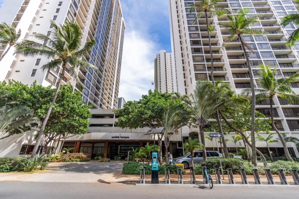 Apartmán Waikiki Banyan W-Ocean Views With Free Parking! Honolulu Exteriér fotografie