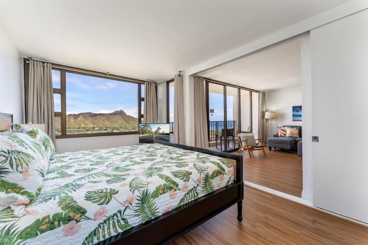 Apartmán Waikiki Banyan W-Ocean Views With Free Parking! Honolulu Exteriér fotografie