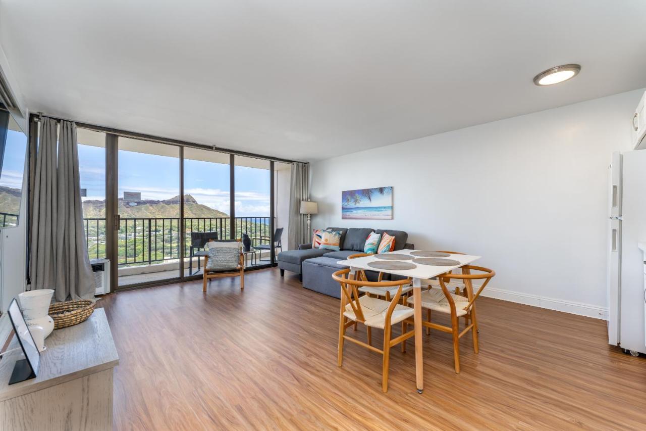 Apartmán Waikiki Banyan W-Ocean Views With Free Parking! Honolulu Exteriér fotografie
