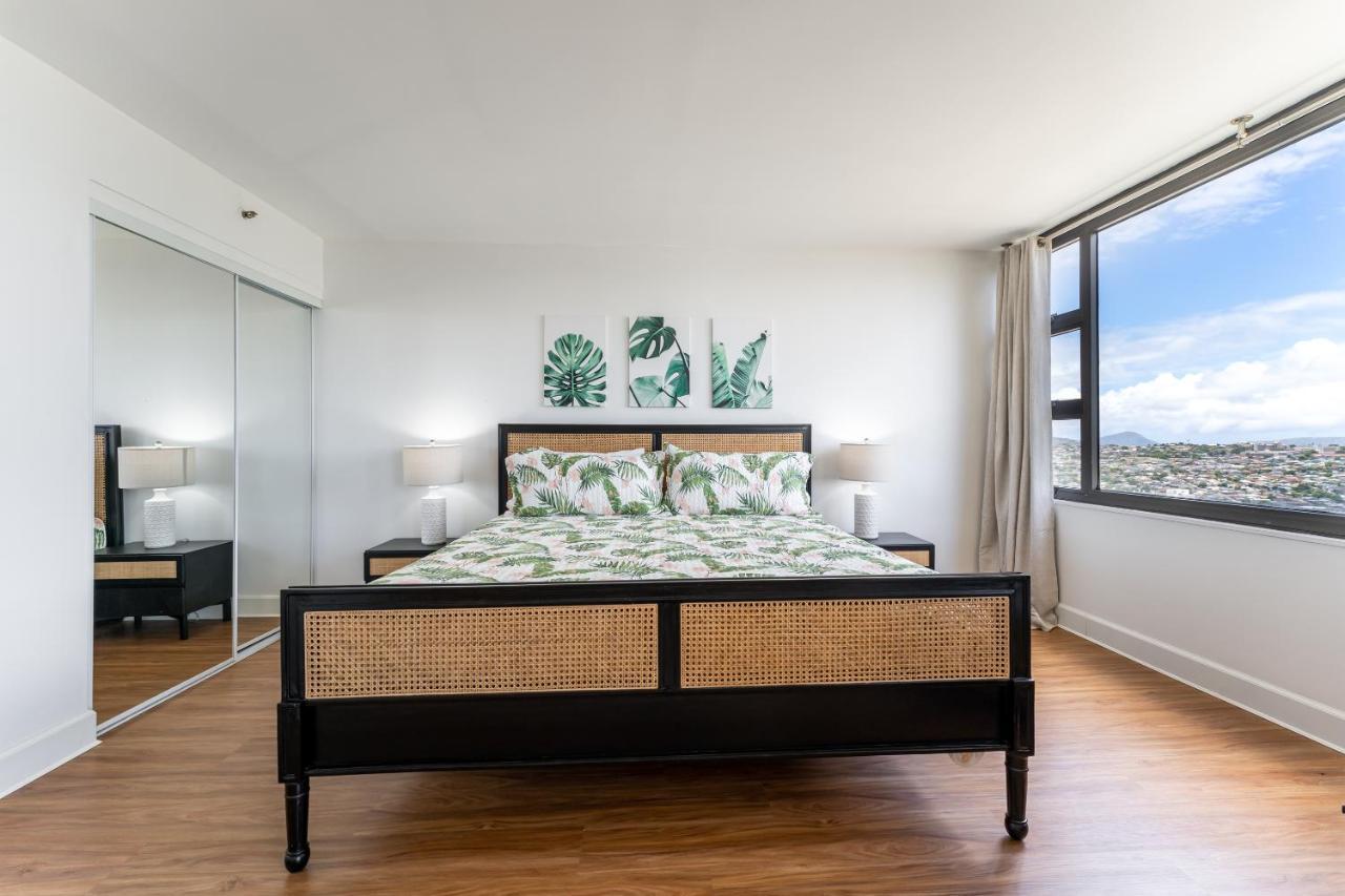 Apartmán Waikiki Banyan W-Ocean Views With Free Parking! Honolulu Exteriér fotografie